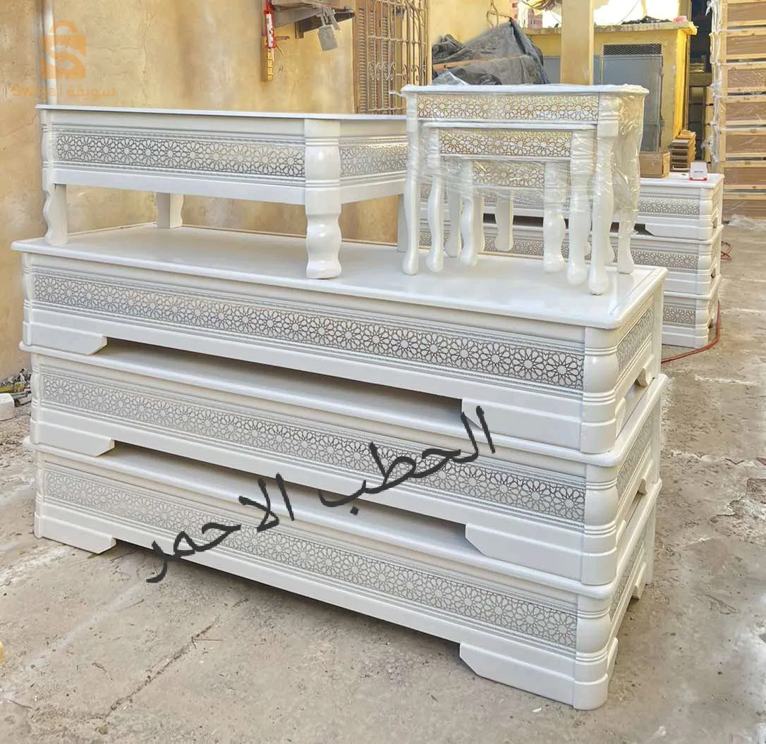 النسر الذهبي للاثاث