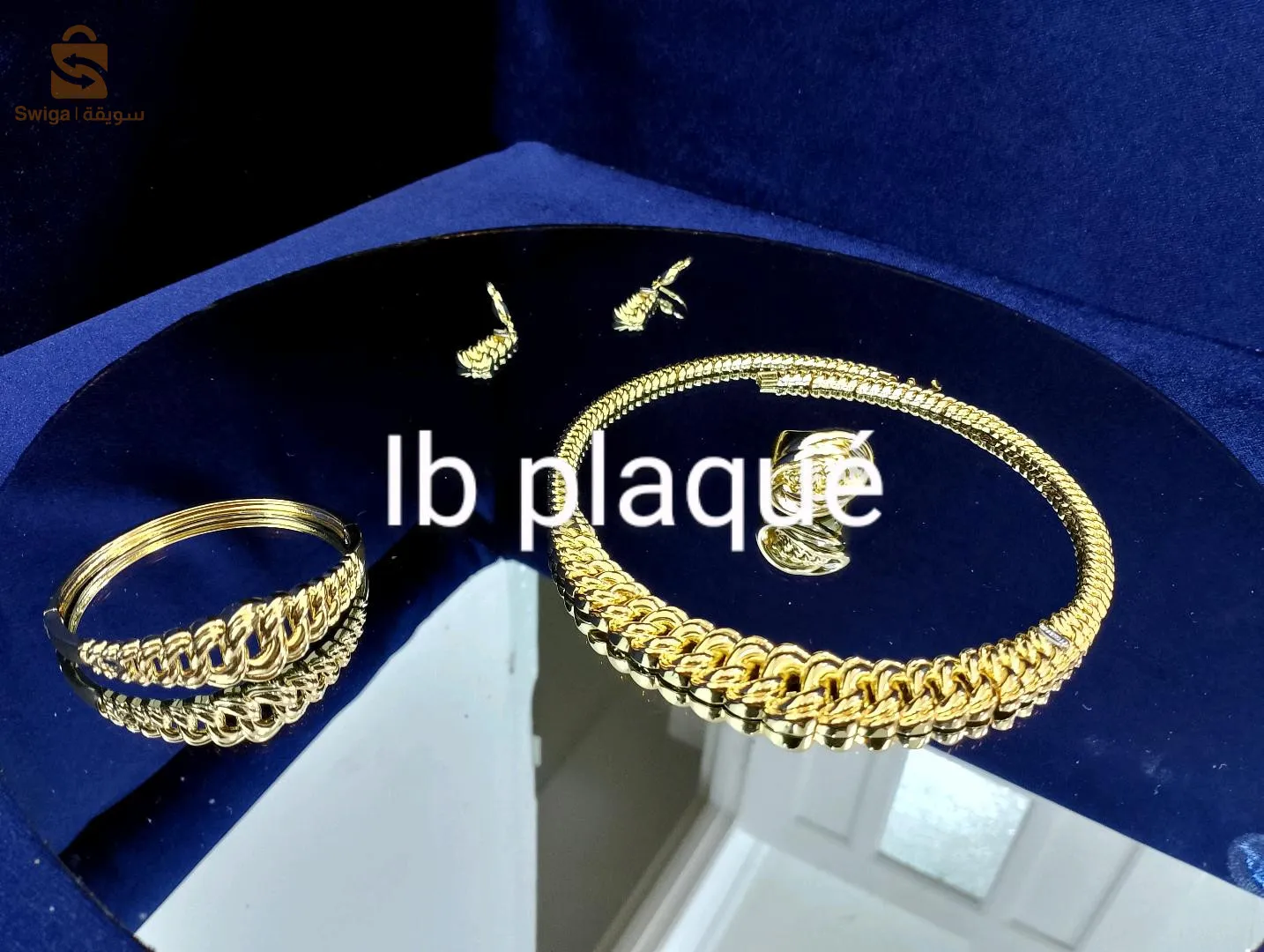 بارير اربع قطع بلاكي مطبو ع