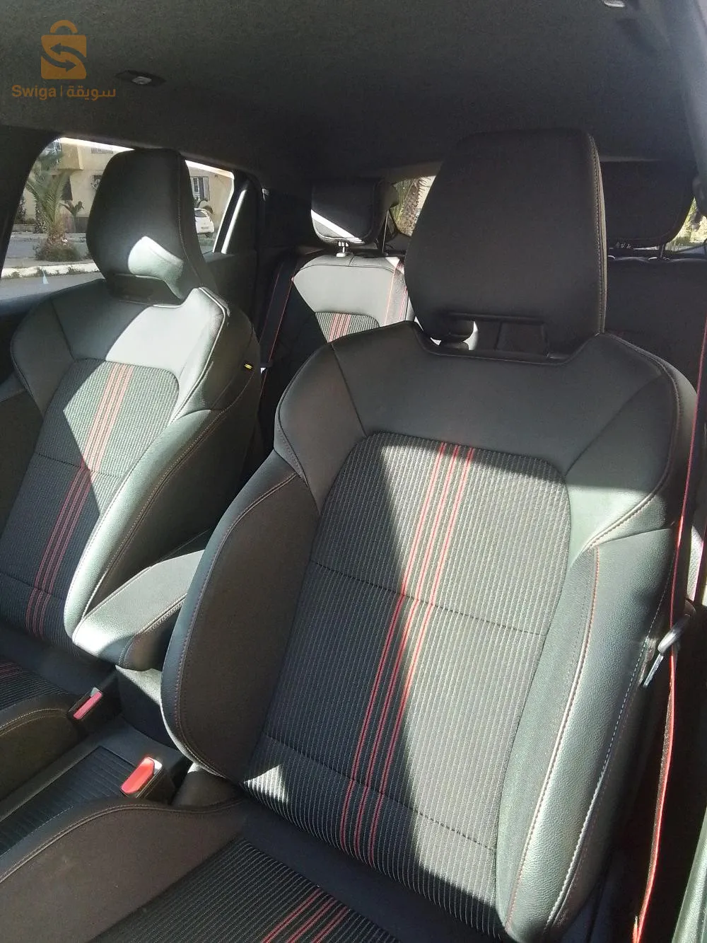clio 4 carte grise 2023 kh 15000 
0668483624