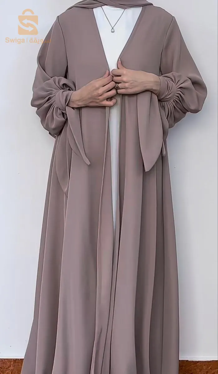 حجابات شرعية و عبايات متوفرة لدينا.