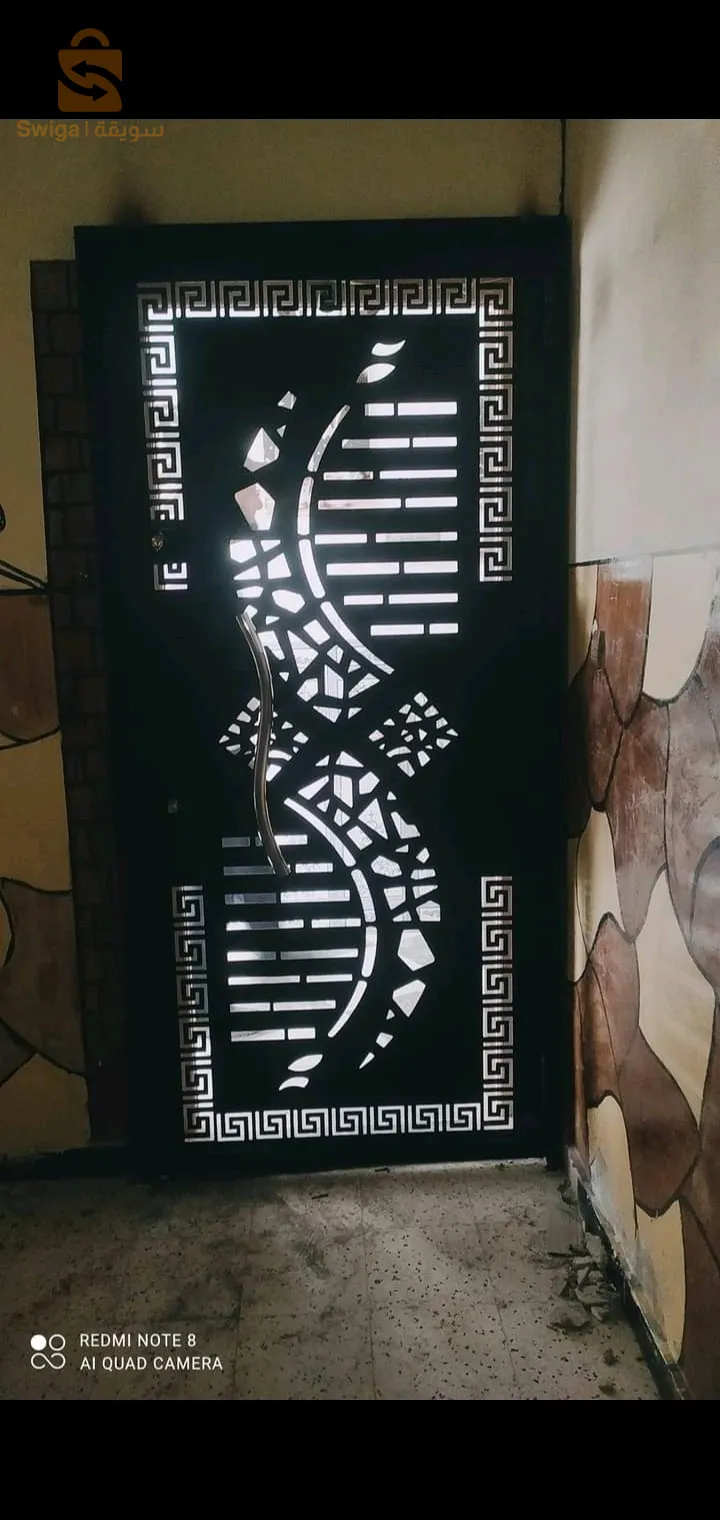 صناعة الأبواب الحديدية