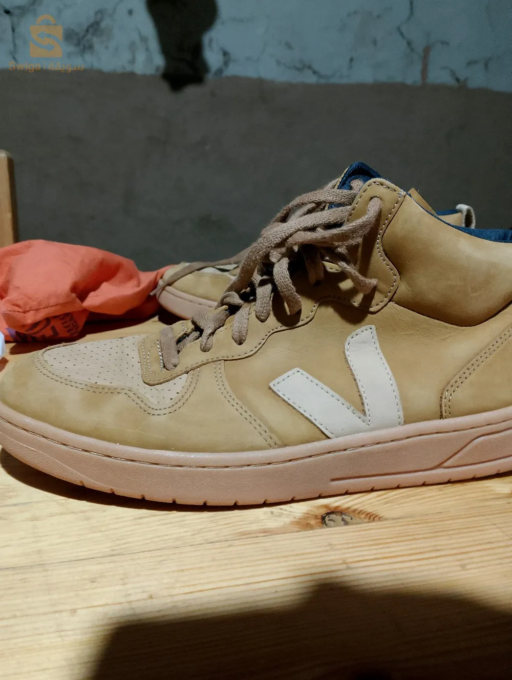 حذاء من نوع فيجا صنع برازيلي  مقاسه 43