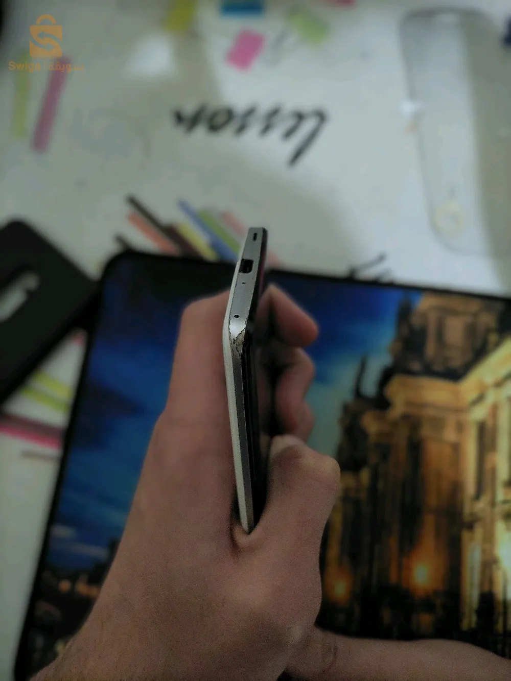 SHARP AQUOS zéro 2 8/256