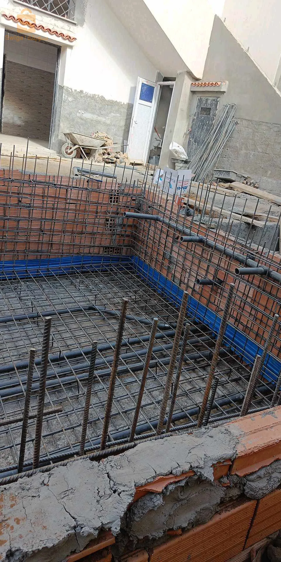 خدمات مسابح بناء منازل مسابح فرن بيتزا