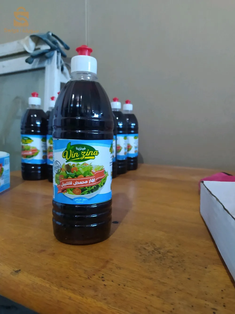 vinaigre in two parfum ordinary and lemon