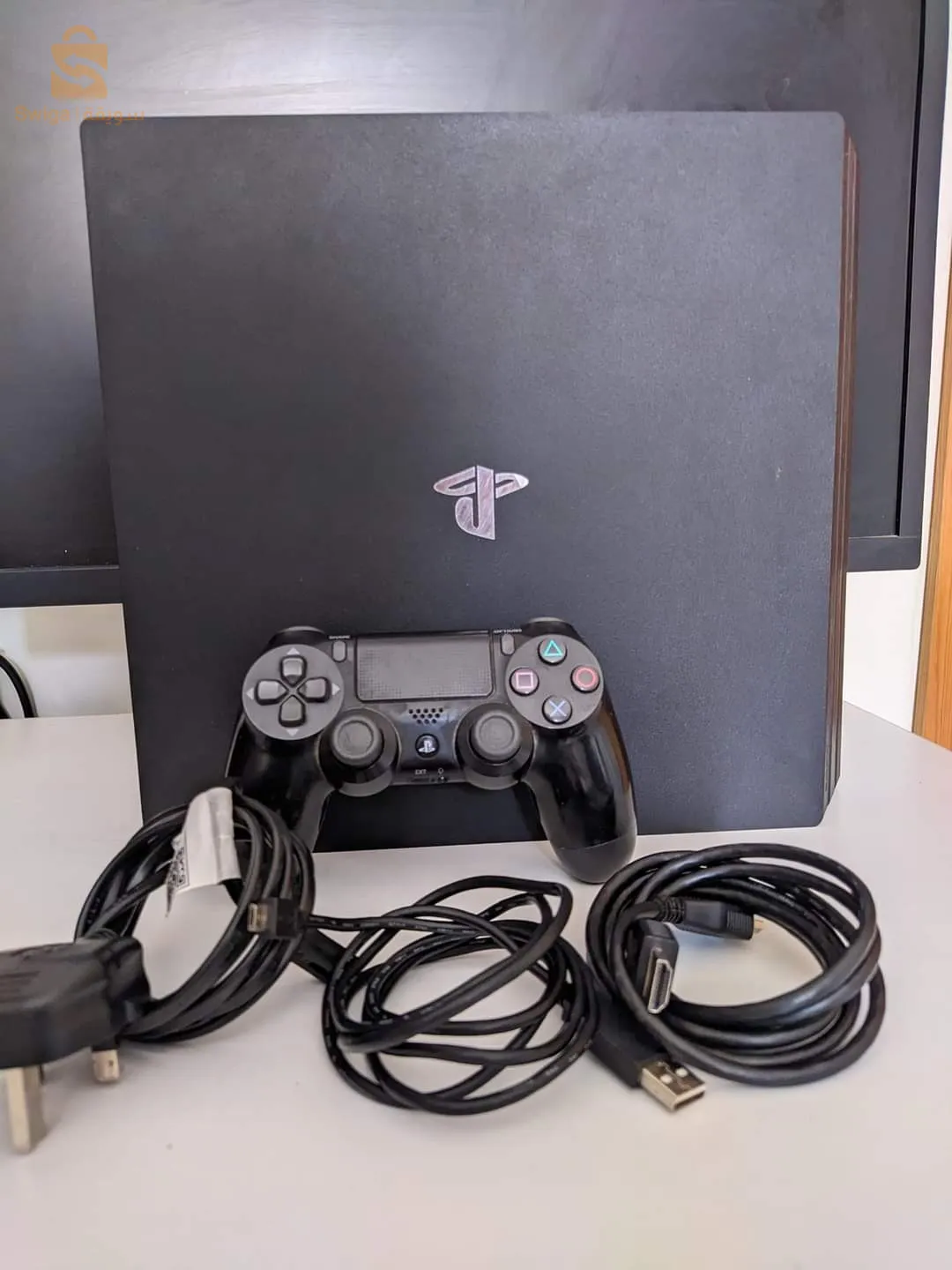 ps4 jdida m3ha bat w manette