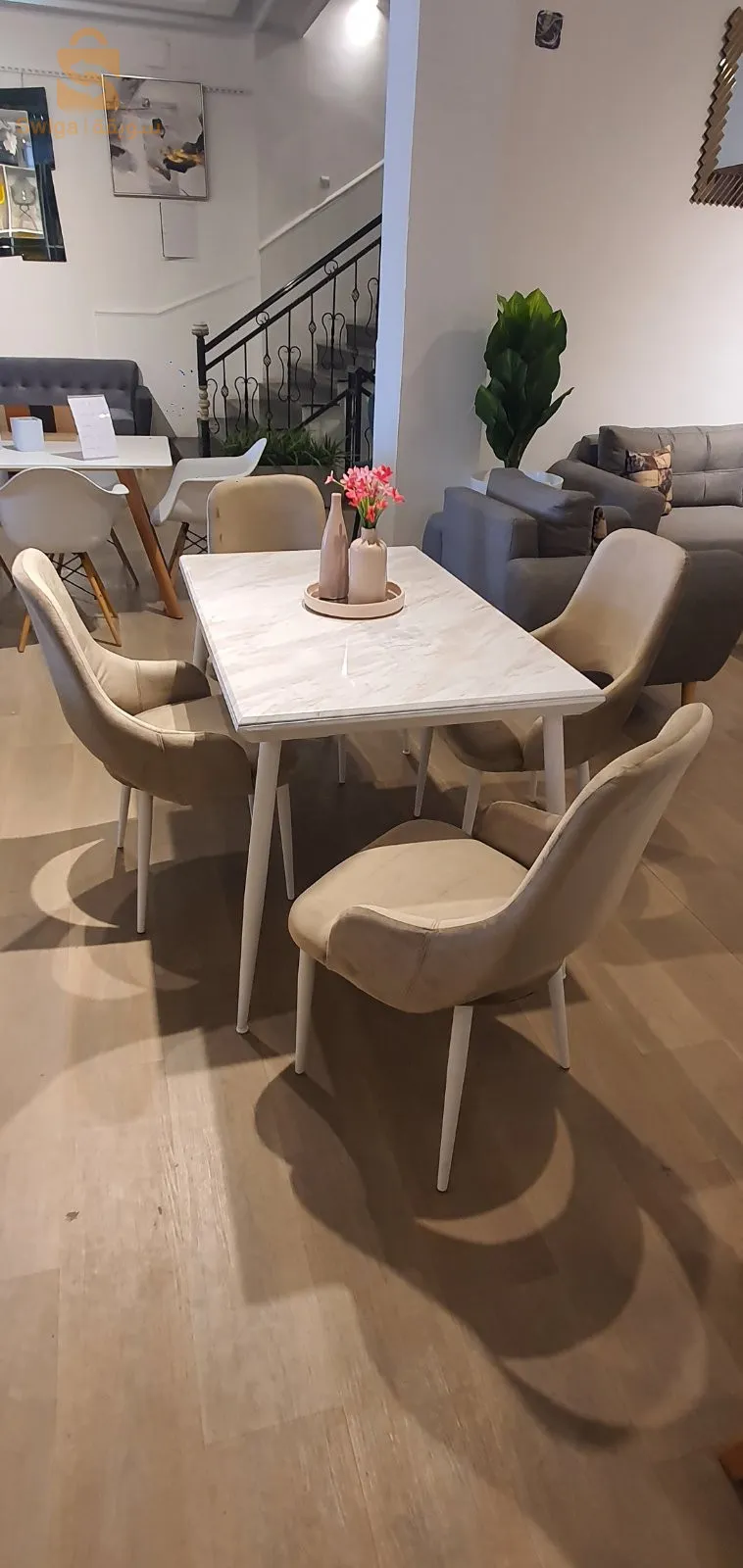 بيع كراسي و طاولات