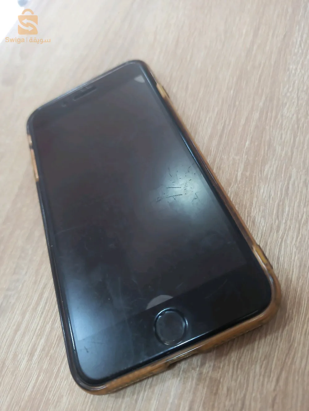 ايفون 8+