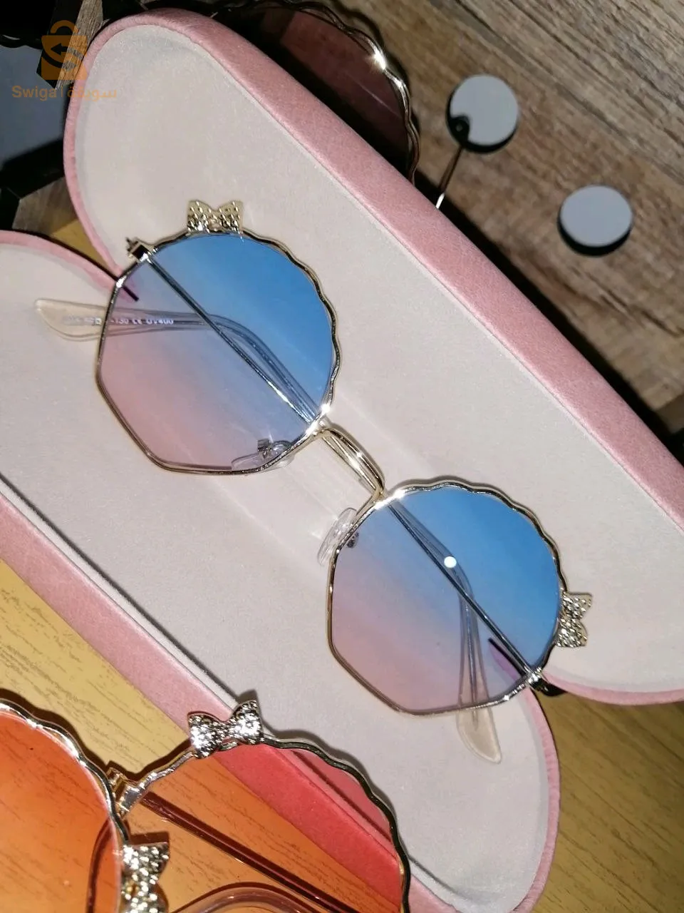 نظارات شمسية للبنوتات 😍