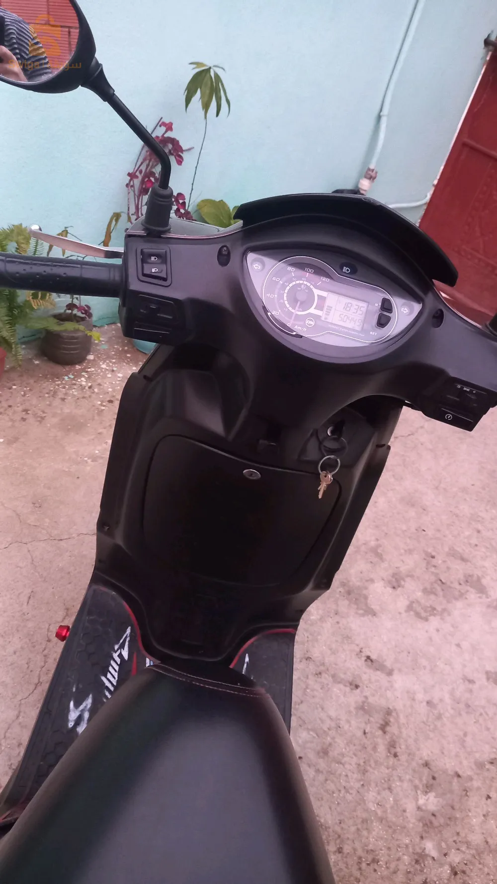 sym sr