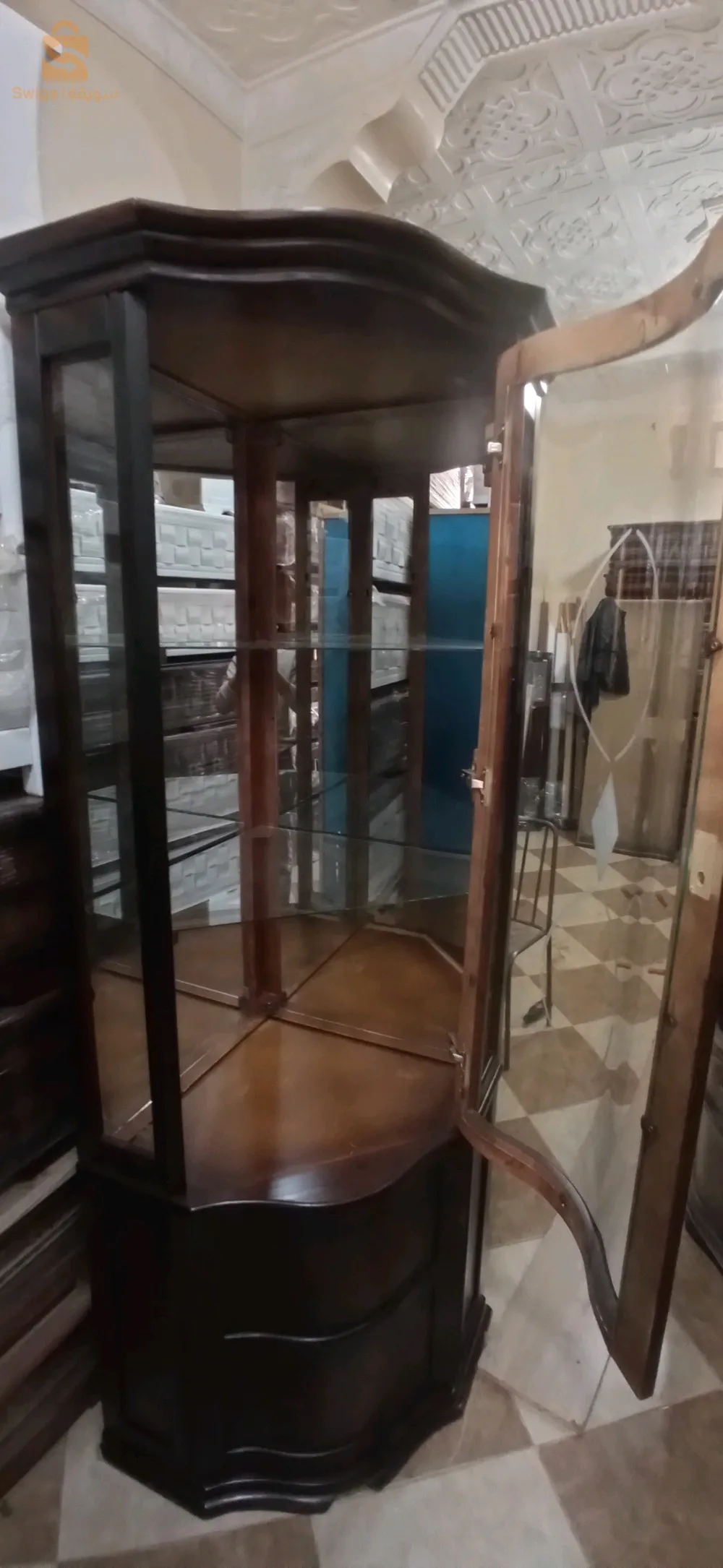 المحل قرب مركز بريد سكرة مقابل ابتدائية مفدي زكرياء ورقلة