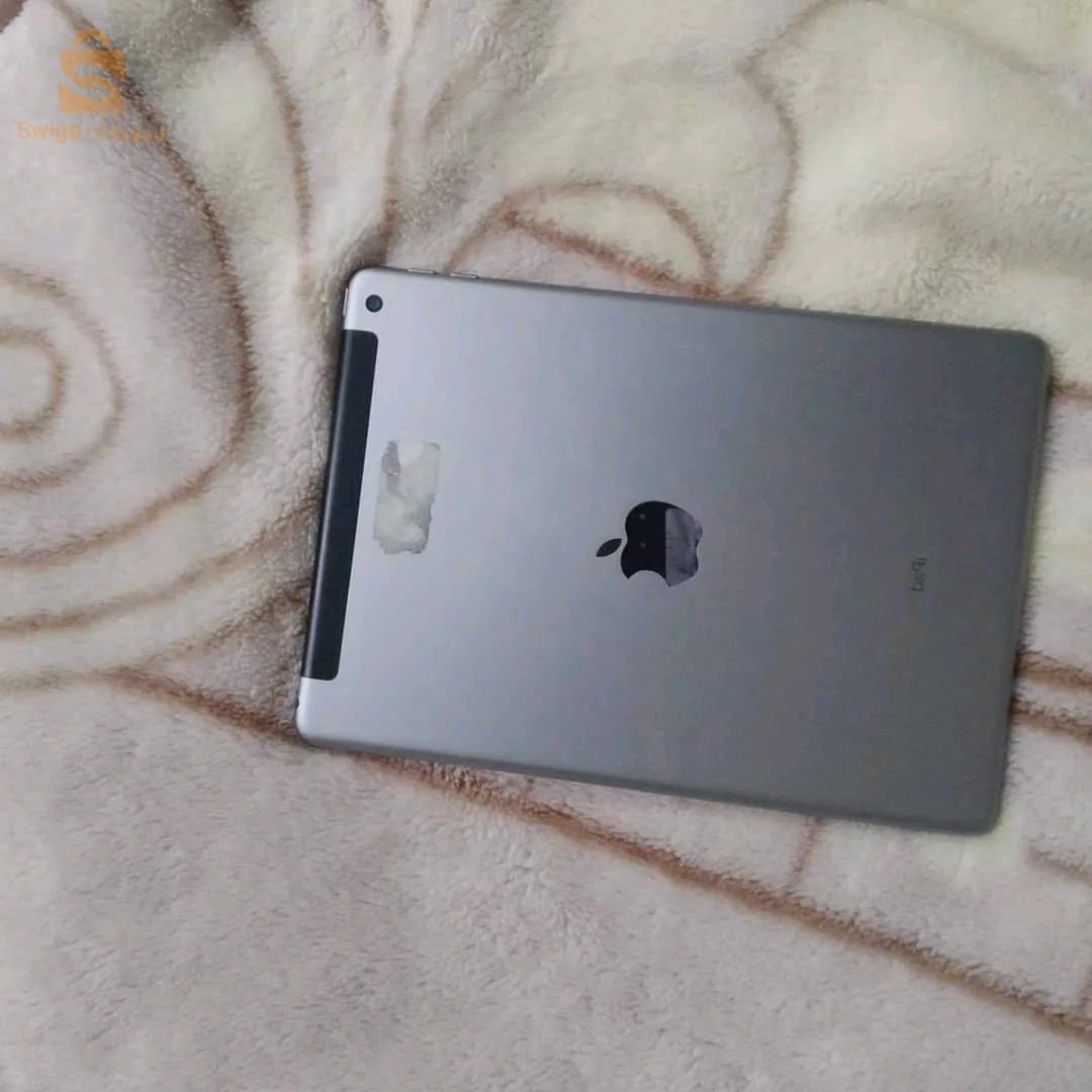 نبيع ونبرز 
iPad 6 ème génération
