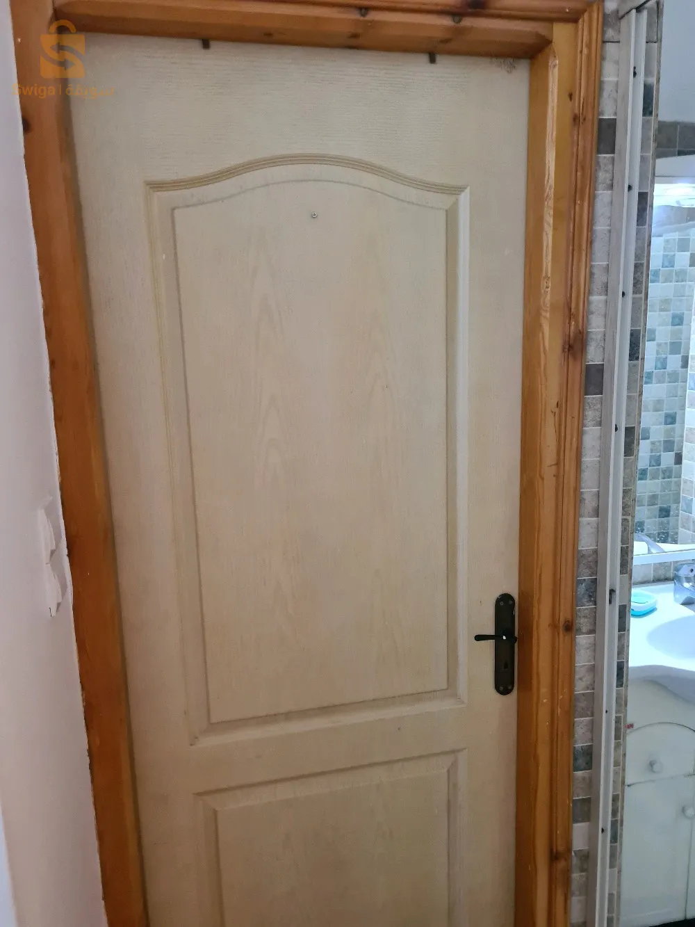 appartement f2 1er étage niveau de villa à louer à baba hassene (kartala)