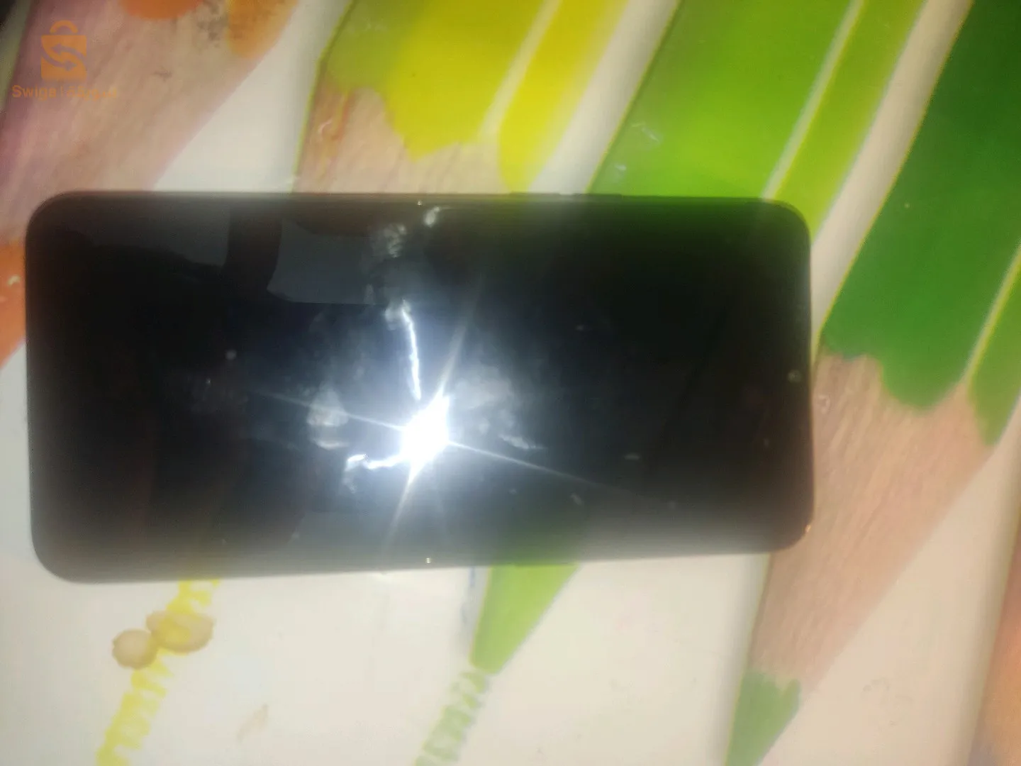 android 9
battrie 4000ma
ram2
stok32
6.1hd+
8mpcam