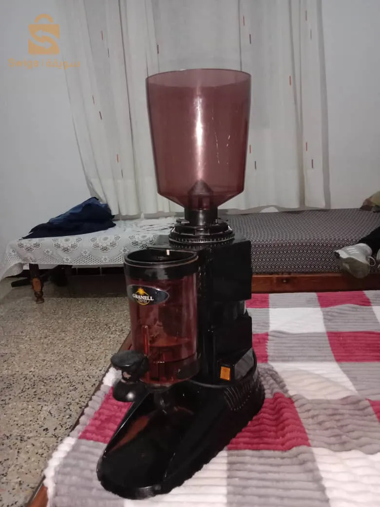 رحايه تاع قهوه جايا من فرنسا في حاله جيده