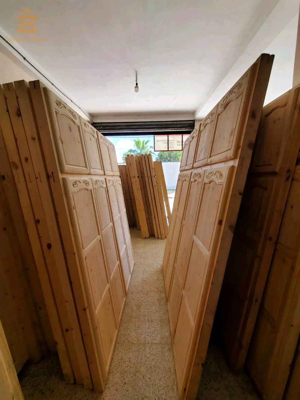 بيع بلاكارات بوا روج و mdf مرحبا بكم