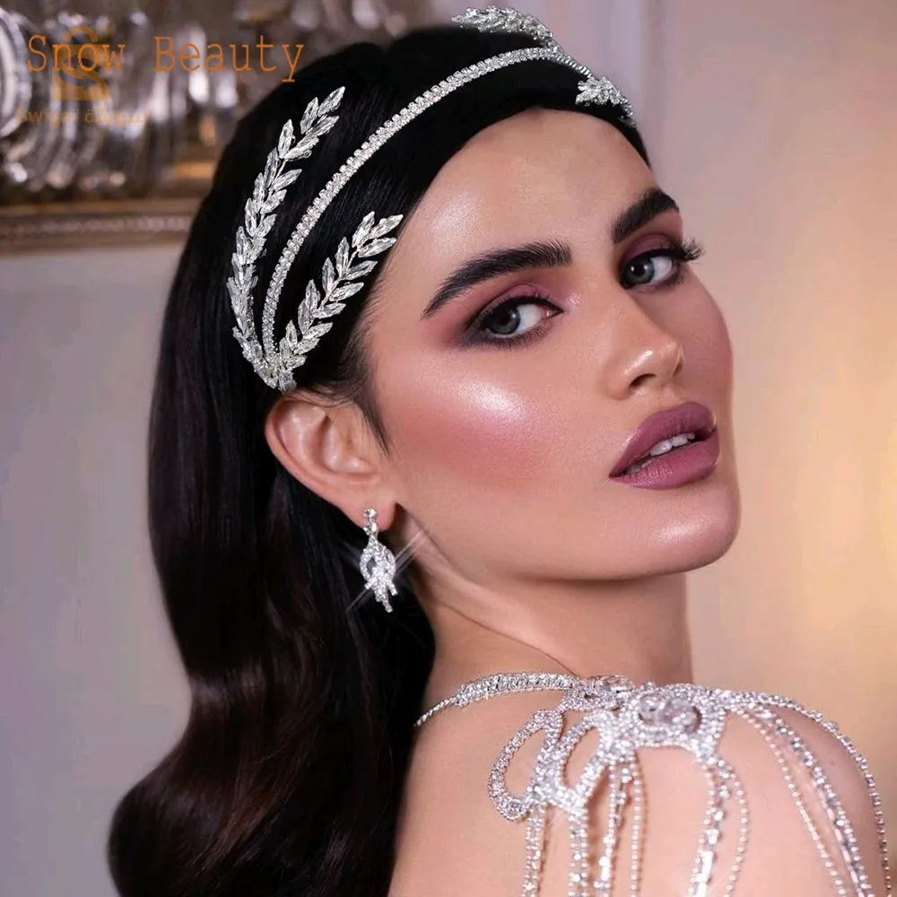 Brides hair accessories