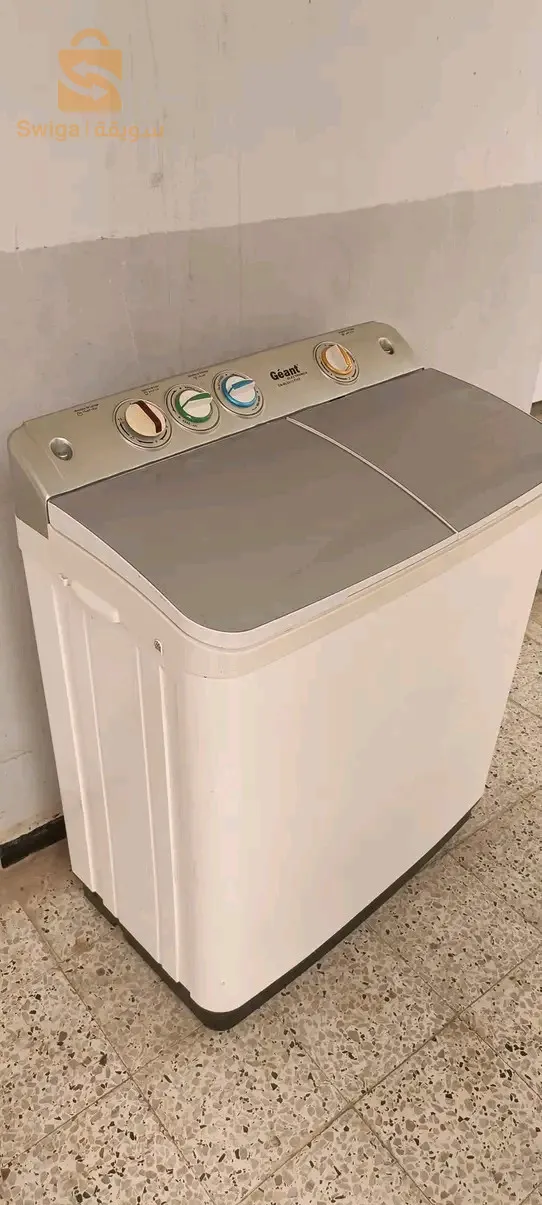 غسالة في حالة جيدة