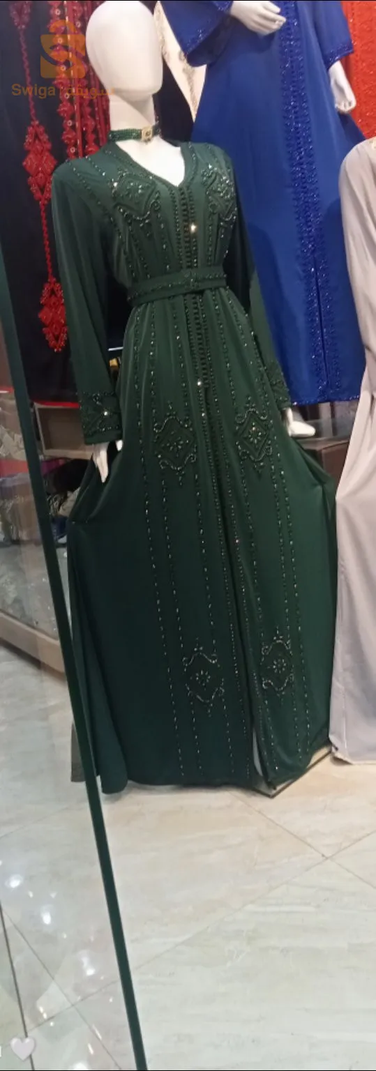 تخفيض
قفطان