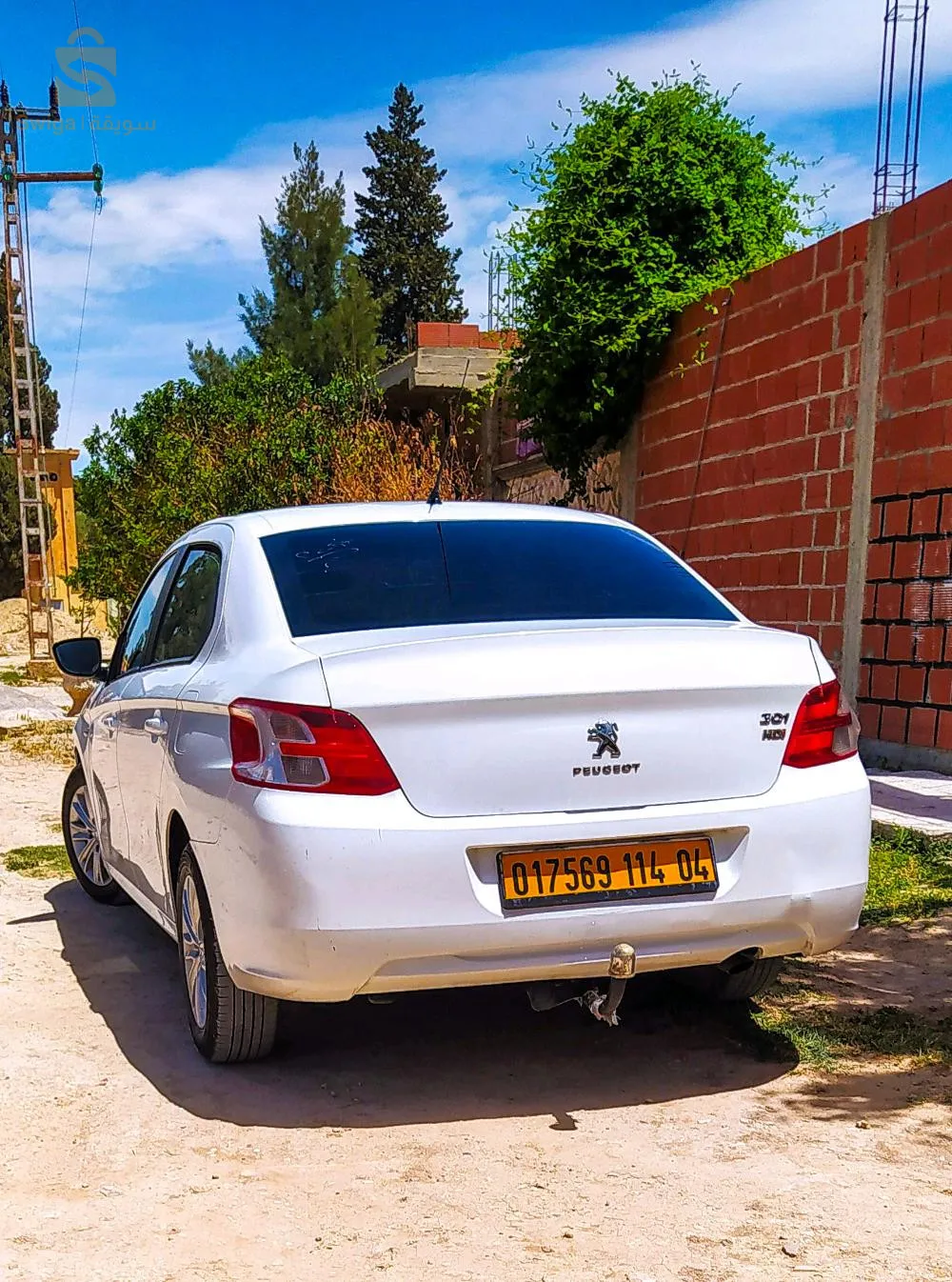 سيارة بيجو 301 مازوت نضيفة