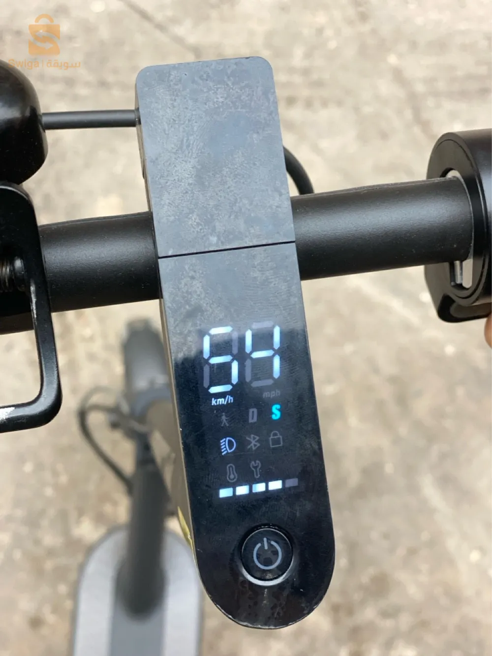 xiomi S1 avec chargeur d’origine w etat 10/10 kolchi jdid fiha hja chba bzeef vitesse 55 km/h