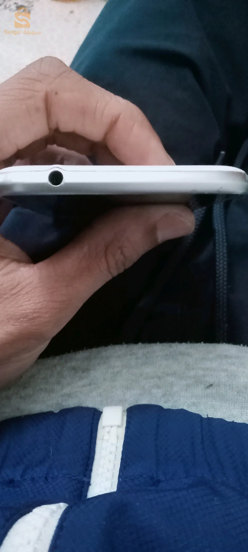 سمسونج ج 3'6 هاتف نقال جديد