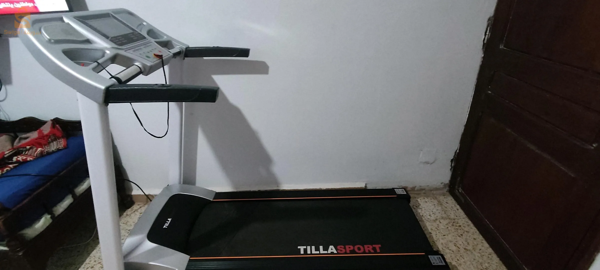 120كغ وسرعة 18 يطلع ويهبط وحساس نبض قلب و15 بروڨرام