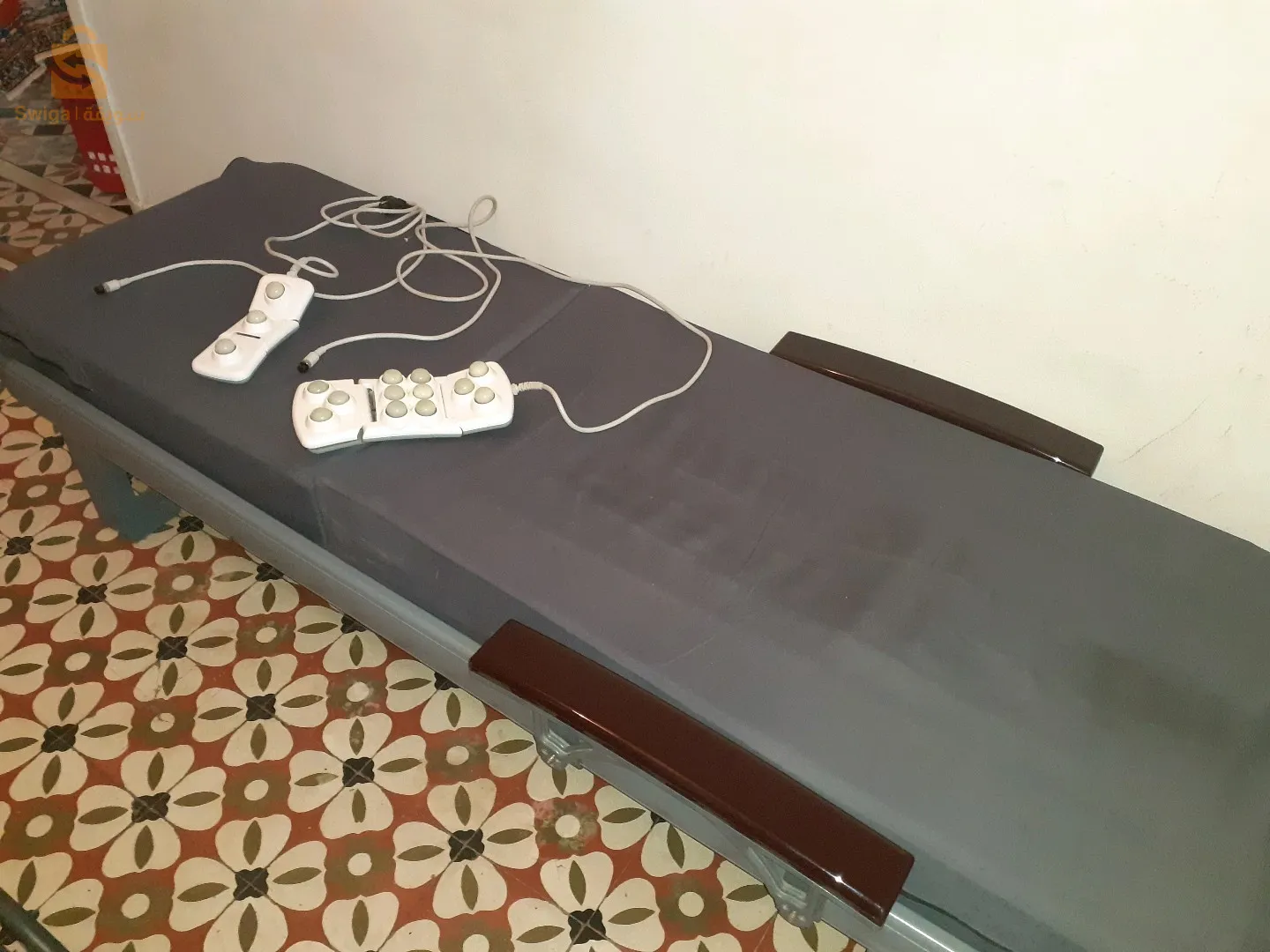 سرير التدليك و الاسترخاء