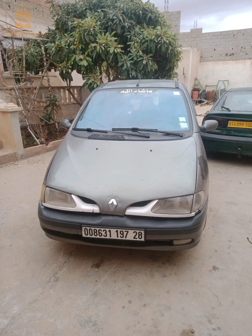 سيار مشاء الله لبس في كولارها وفي عامها.  في نوفو. متور 1.9dti   نوفو كلش يمشي