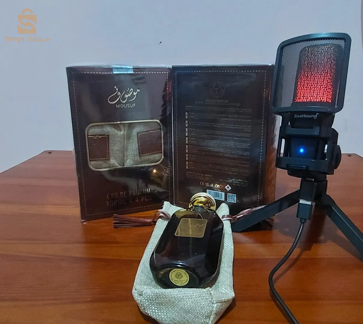 موصوف الذهبي عطر للحنسين 100 مل من أرض الزعفران