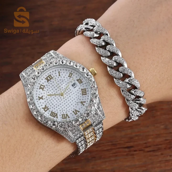 ساعة نسائية . مع تخفيض بمناسبة العيد