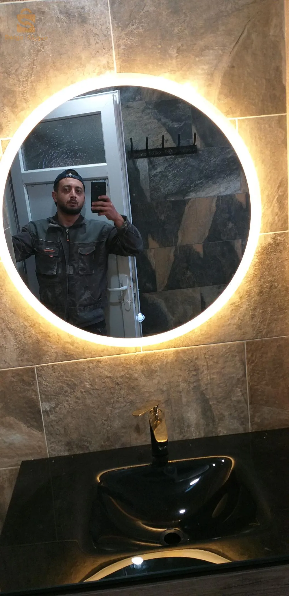 Services sanitaires et de revêtement de gaz
_ Chauffage central
_ Chauffage au sol
_ Installation de climatiseurs