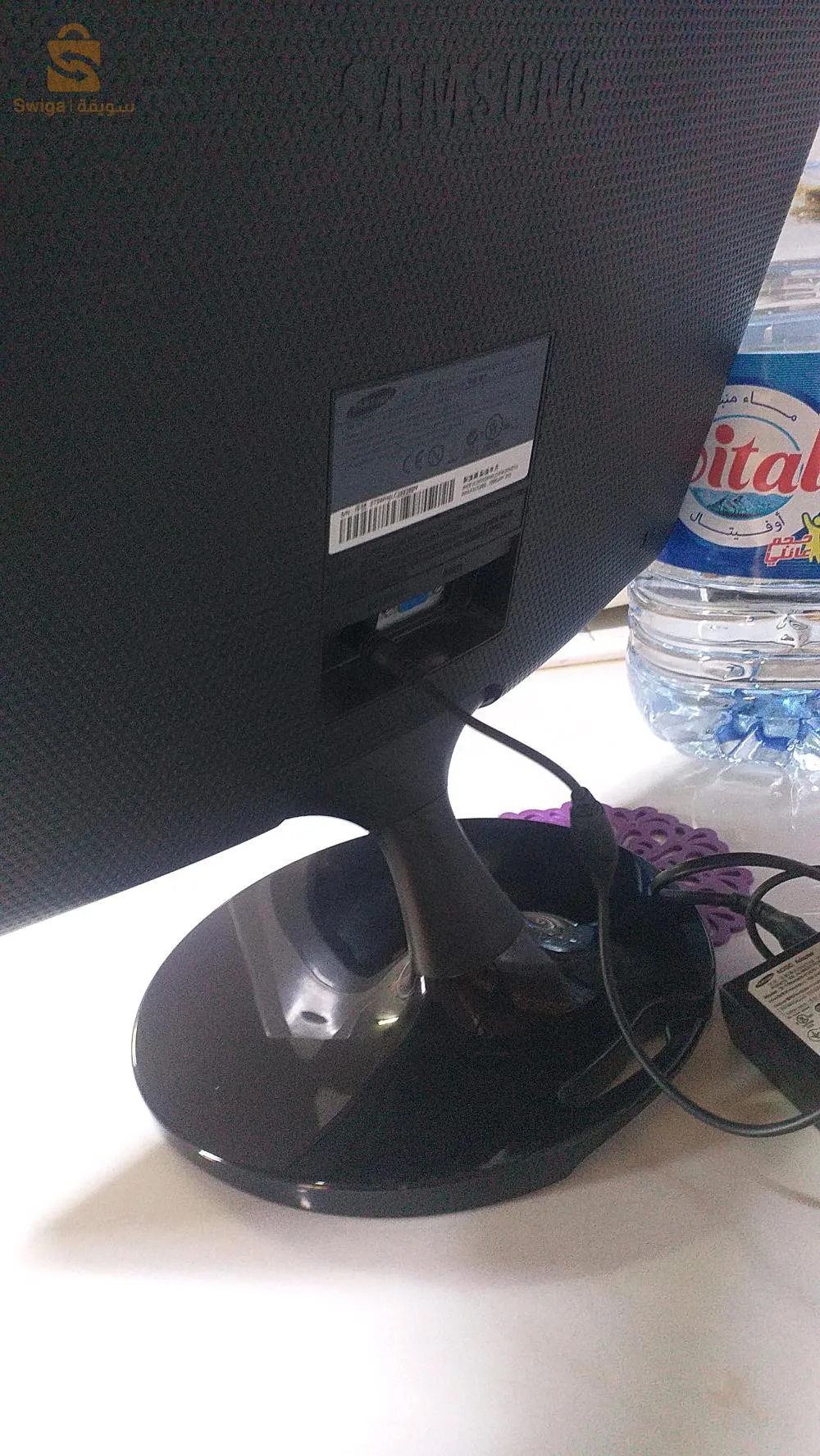 شاشة كبيوتر سامسونج في حالة جد جيدة
