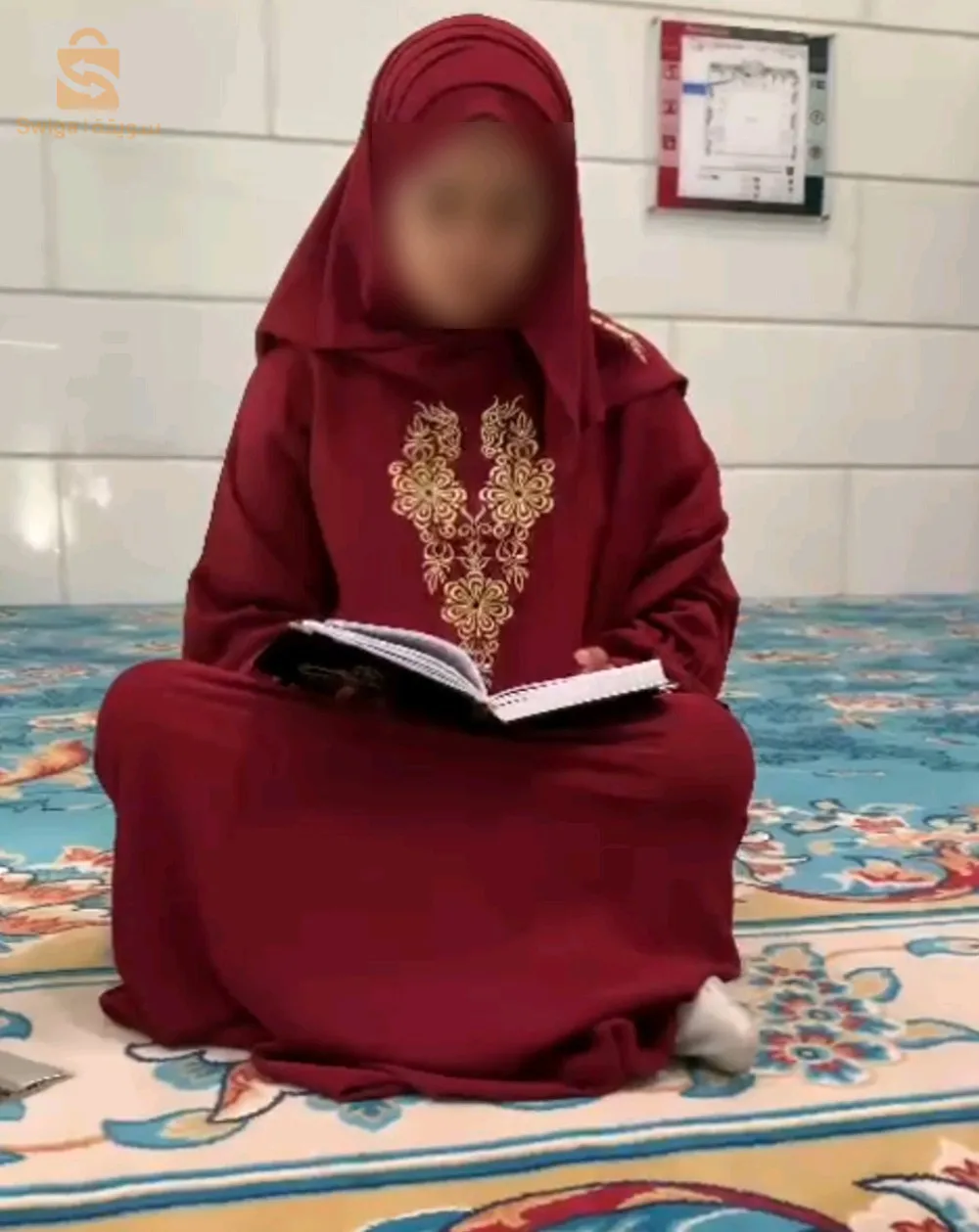 طاقم الصلاة بلمستنا الخاصة
