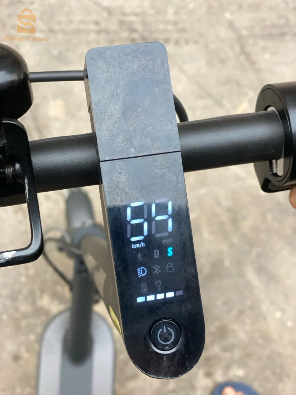 xiomi S1 avec chargeur d’origine w etat 10/10 kolchi jdid fiha hja chba bzeef vitesse 55 km/h