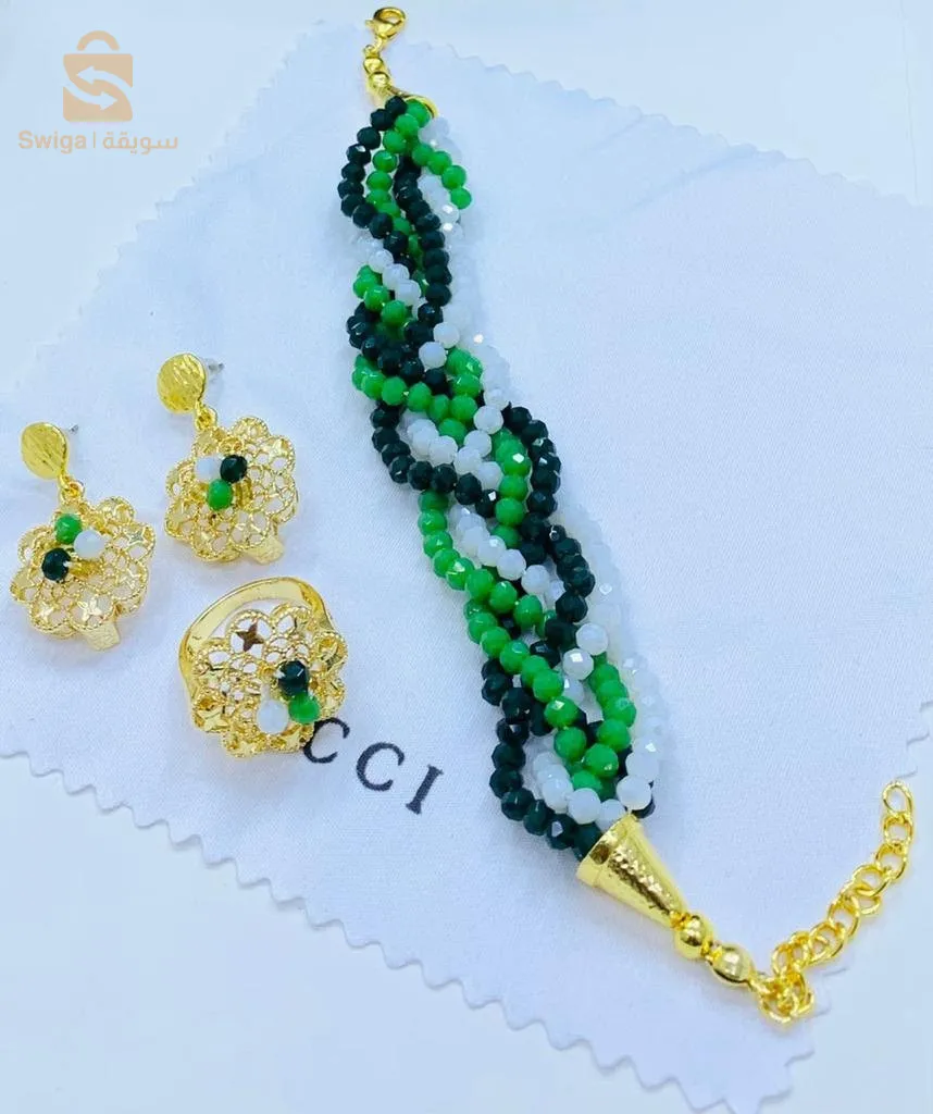 اكسسوارات لليد