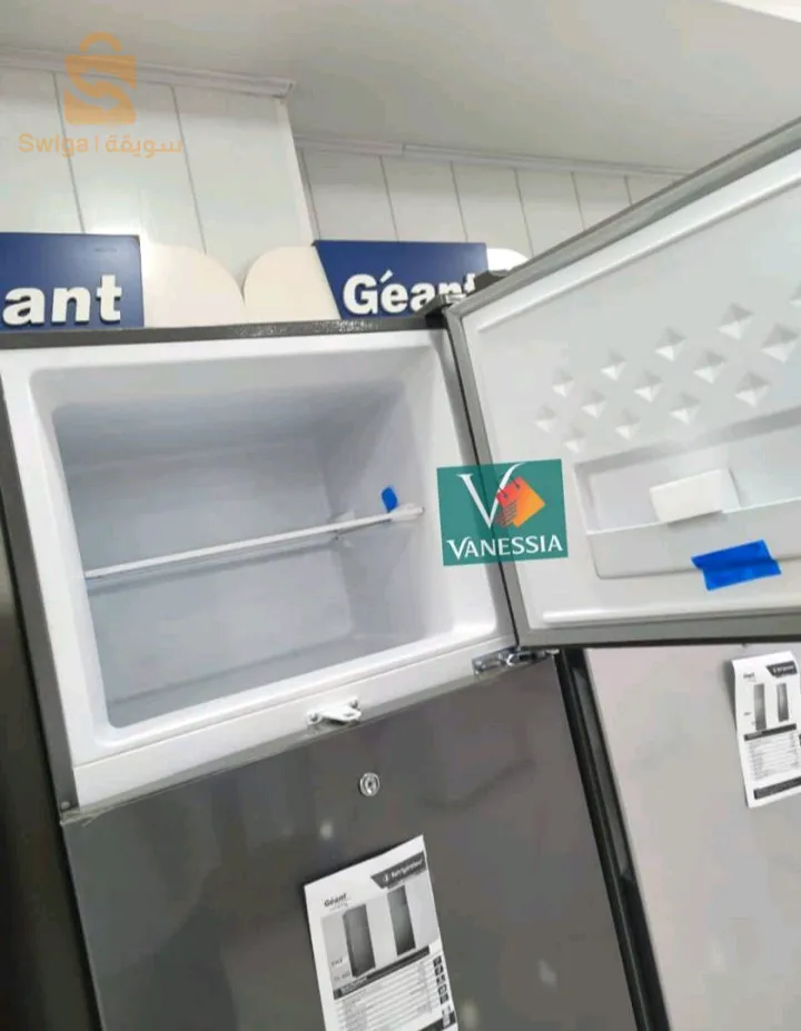 Réfrigérateur marque géant 420L