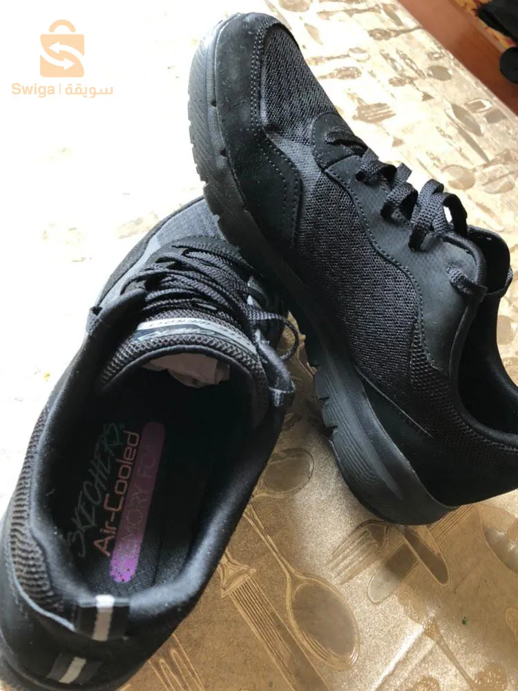 Skechers