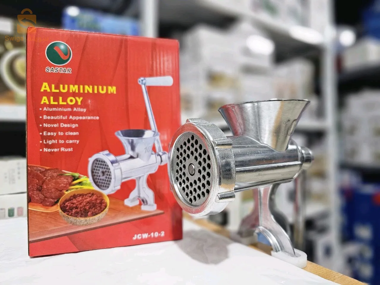 Produits Similaires
Spécifications:

Hachoir à viande manuel et plats de nouilles à saucisses Gadgets de fabrication à main Hachoir à pâtes Manivelle Outils de cuisine pour la maison
Matériau: alliage d’aluminium
Couleur: Argent
Hauteur (environ):23cm
Application: viande, légumes, nouilles farcies, saucisse, farine et nourriture de soja et ainsi de suite.
Instructions d’utilisation:

Étape 1. Avant utilisation, le hachoir à viande à la planche de boîtier ou un banc au-dessus de l’épaisseur d’environ 5cm, le fond de la main du hachoir à viande serrer la vis de serrage, serrer la planche à découper, fixe.
Étape 2. Lors de l’utilisation du hachoir à viande, le hachoir à viande sera d’abord lavé à l’eau, puis installé tel quel, puis pressé.
Description:

100% neuf et de haute qualité
La structure du produit est simple, l’apparence du roman,
L’utilisation de lumière, démontage et flexible, facile à nettoyer
Utilisez une large gamme, peut être utilisé pour la viande, les nouilles pressées, les saucisses d’irrigation, la mouture et le lait de soja
Le paquet comprend:


1 x Hachoir à viande
1 x Un ensemble d’accessoires (lavement, outils de lame, etc