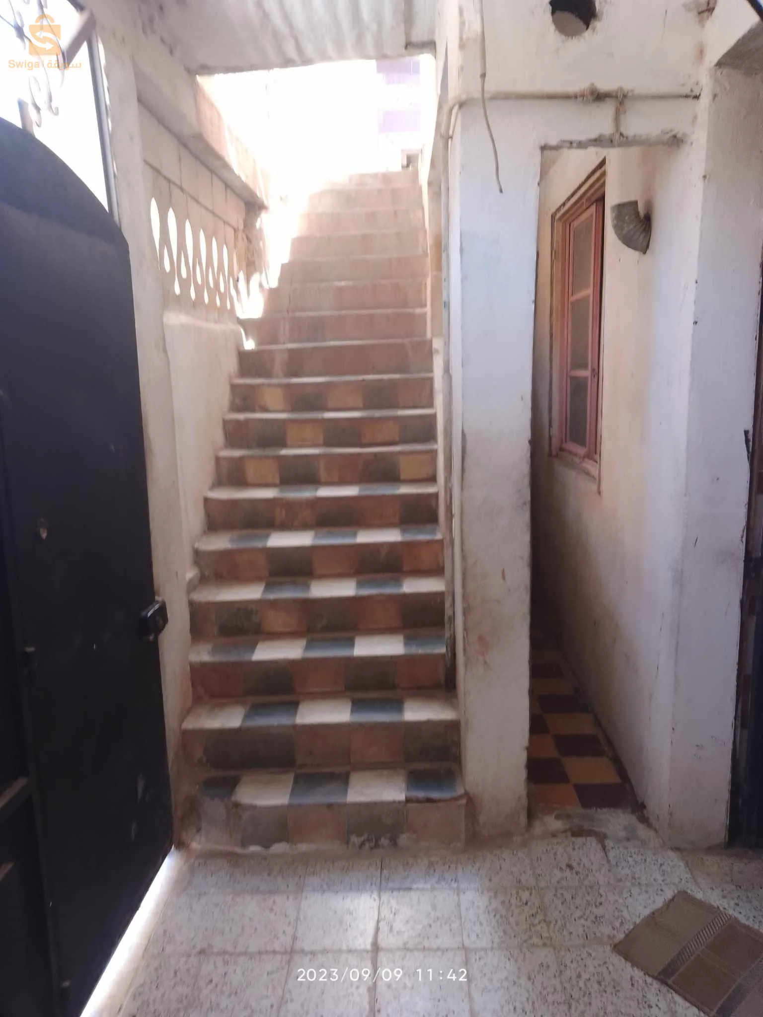منزل (حوش) بالجلفة حي بلغزال بجوار المقبرة الخضراء