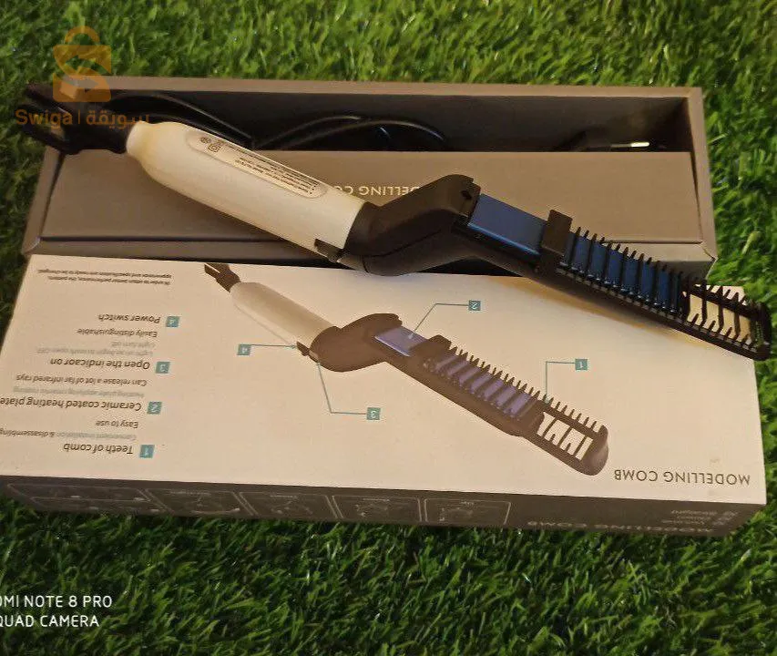 Beard and hair straightener