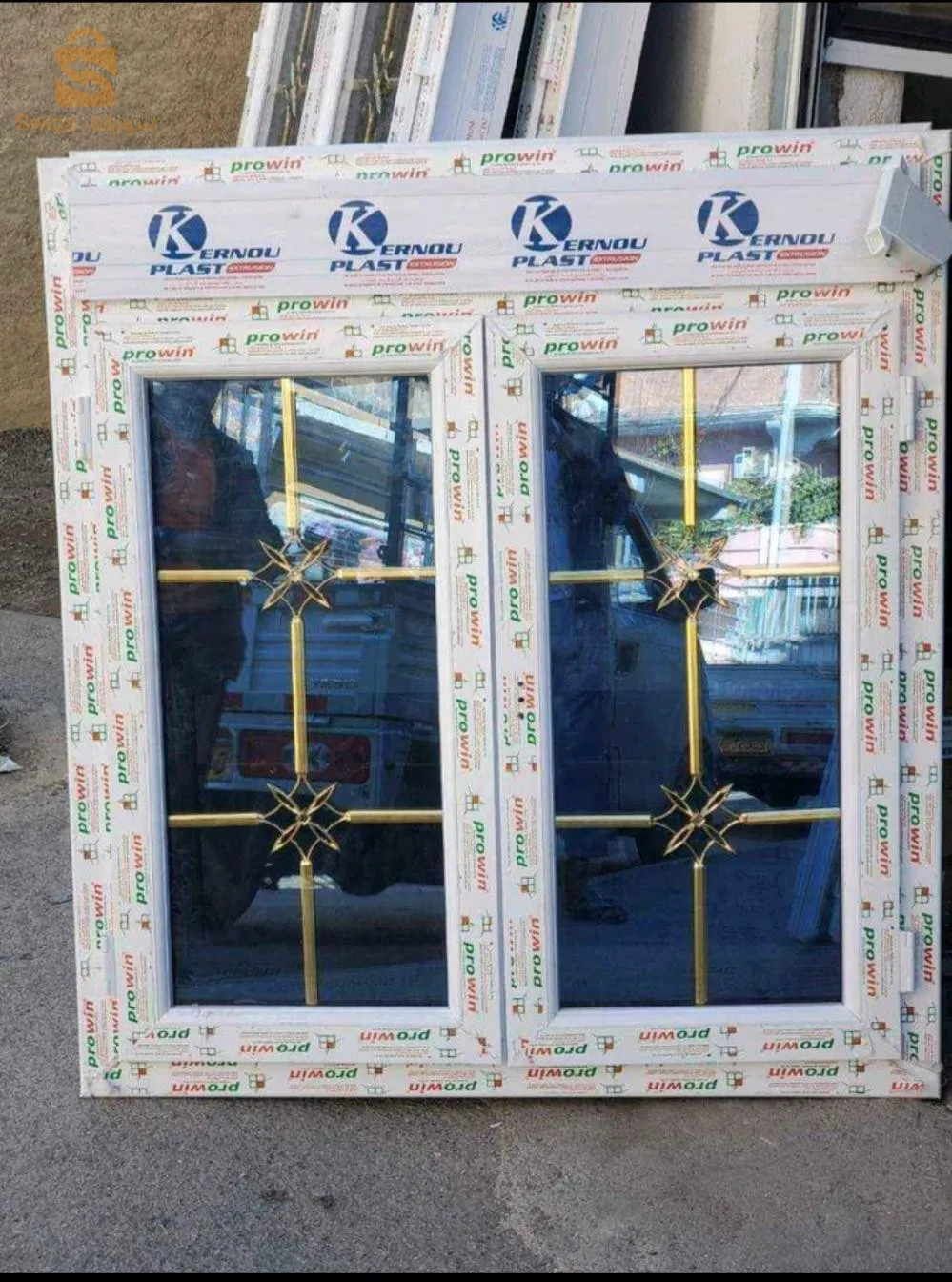 نوافذ وأبواب PVC