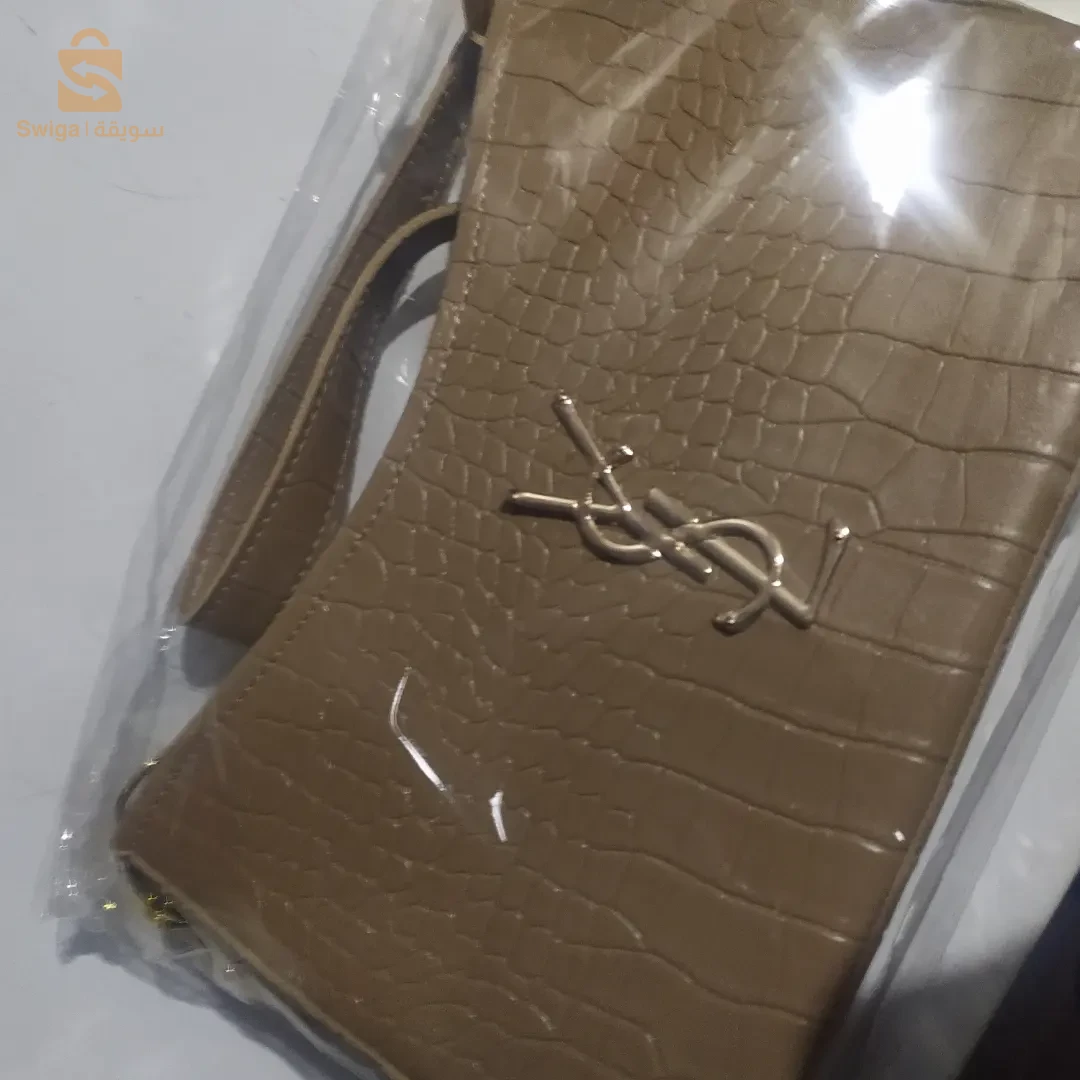 حقيبة نسائية