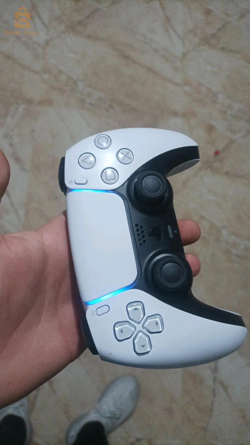 مانات بلايستيشن d'origine 5