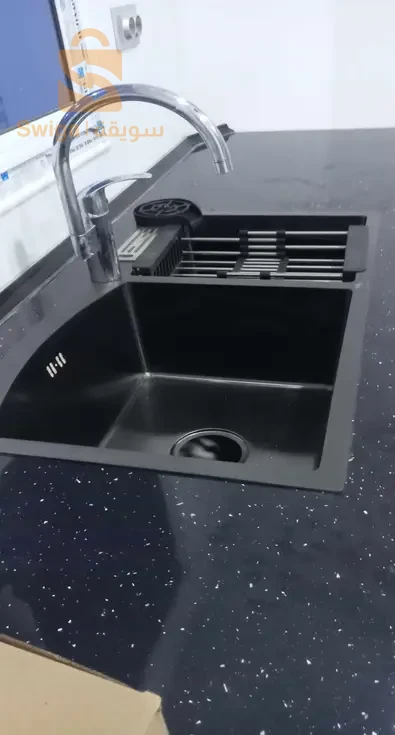 لافيت دو كوزين 82سم على 45 سم سومة هبااال بعد ما كان بسعر 17000 الأن عند تقرارت سيرام ب 13000 و من اجود انواع لافيت Faya sus 304 مضدا للصدأ مع نيسيار نتاعو كل مكان السكاكين مكان غسل الكأس مكان الصحن الحق 🏃‍♂️🏃‍♂️مبقاش و التوصيل متوفر 58 ولاية و الدفع عند الإستلام