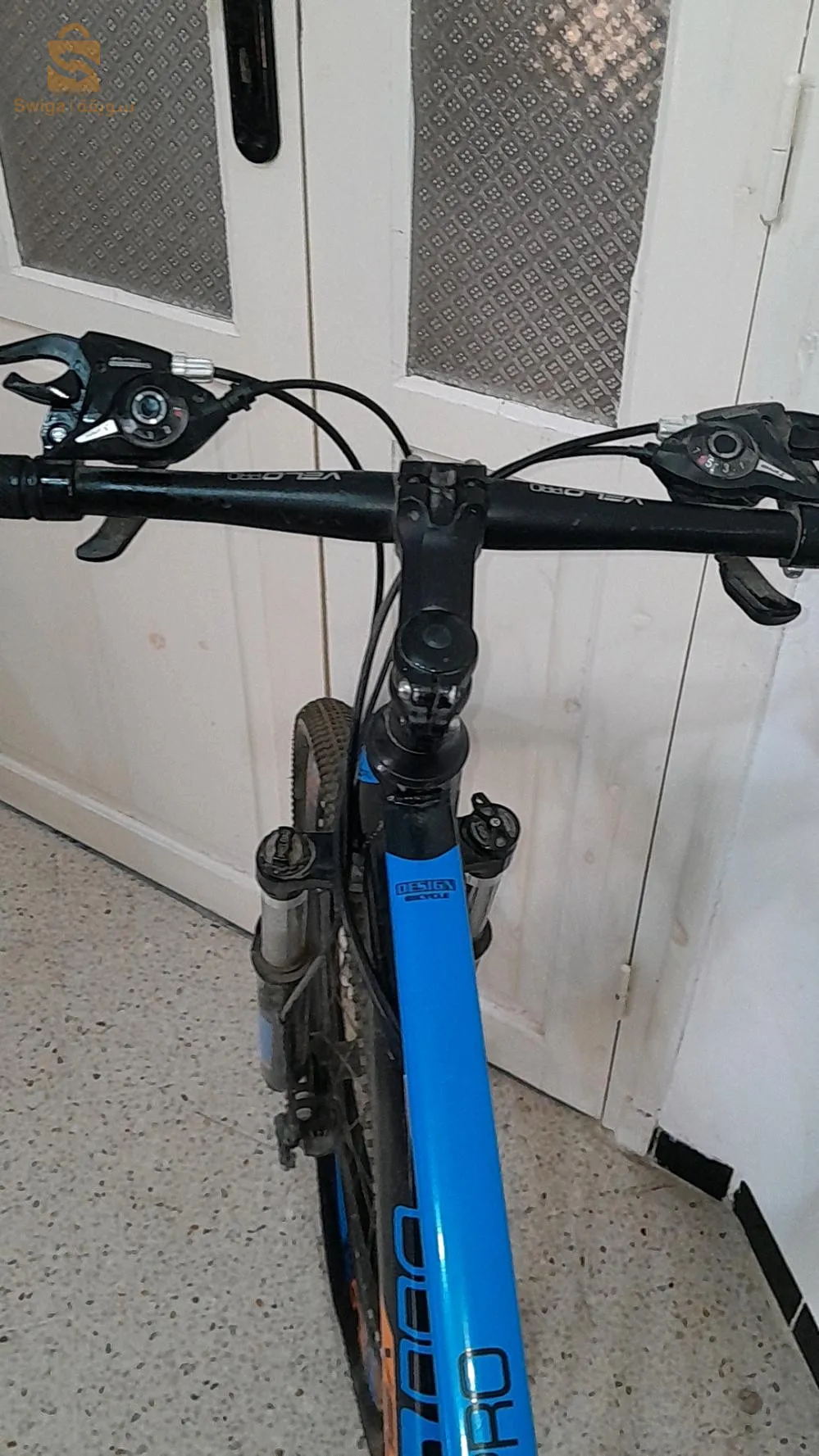 vélo ( دراجة هوائية احترافية للبيع)