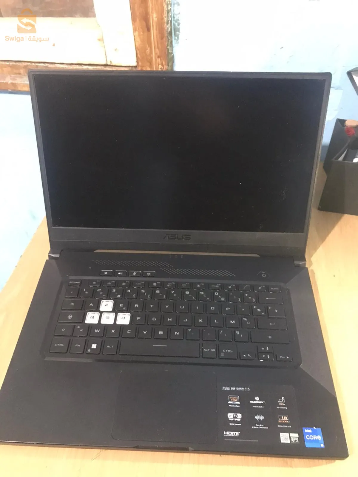 asus حالة ممتازة