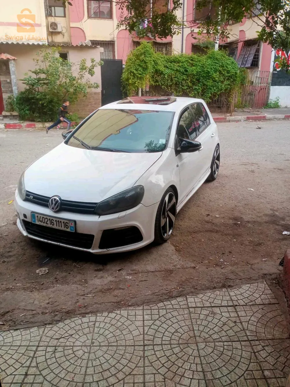 سلام عليكم خوتي سيارة مشاء الله فيها لال امامي وركو في لال الخلفي انتاع نقاوا