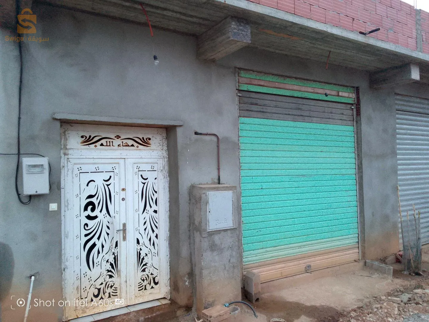 محلان للكراء بالطاهير كيما الباطيمات الجدد تاع بوشرشور مساحة 29متر للمحل رقم الهاتف 0779036335