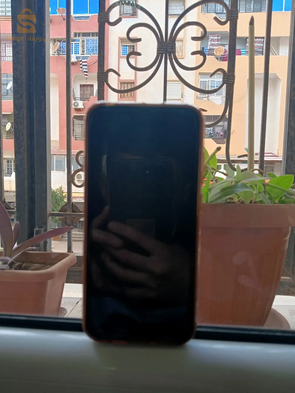 condor L4 32 GB est 2 ram Avec boit est lancasable est chargeur original